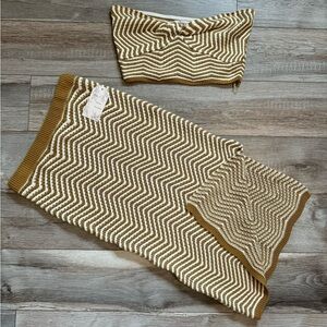 Willow & Wind~ Women’s 2piece Knit, Crochet Tube Top & Skirt Size Large Tan & Wh
